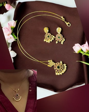 Kemp Flower Invisible Necklace