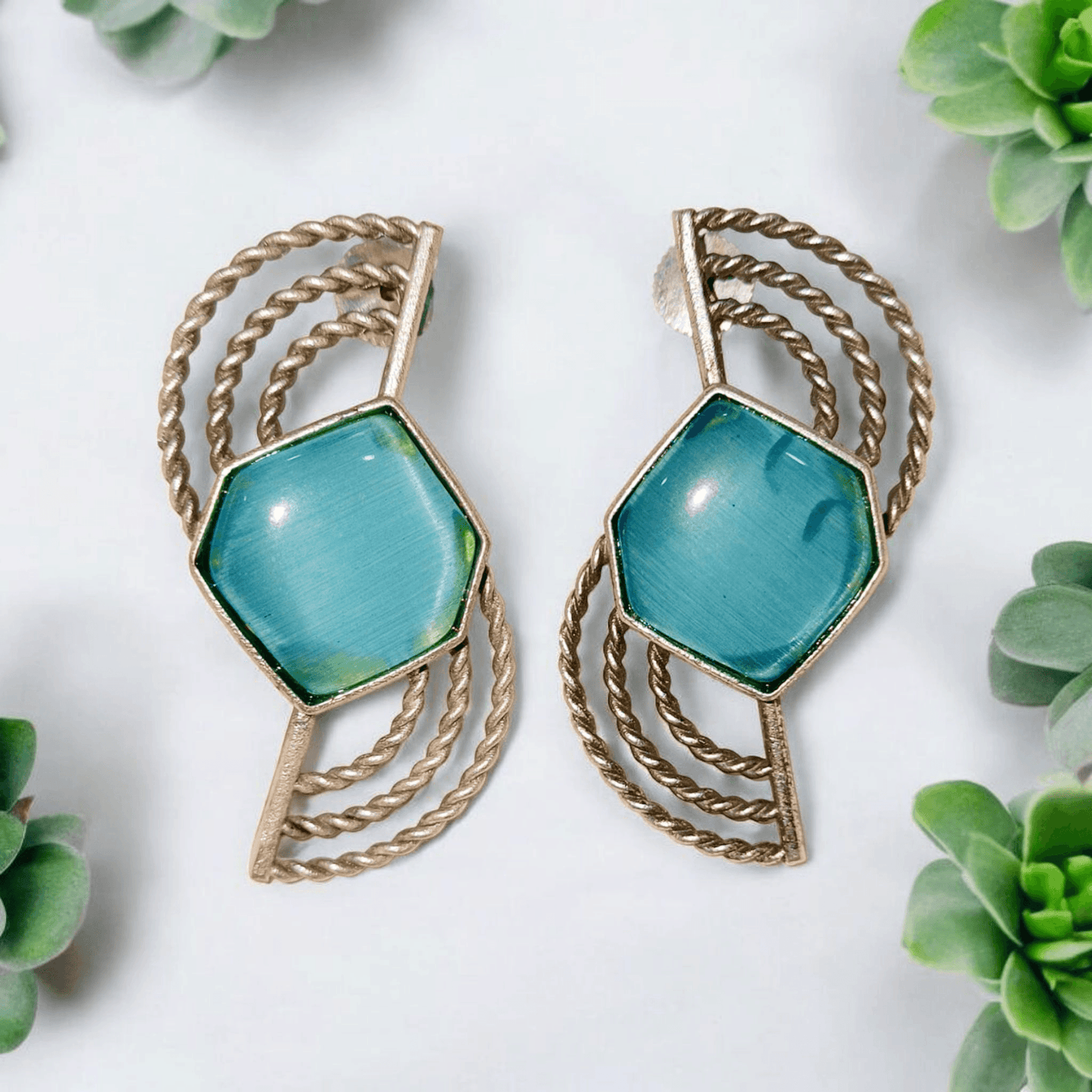 Siya Twisted Earings