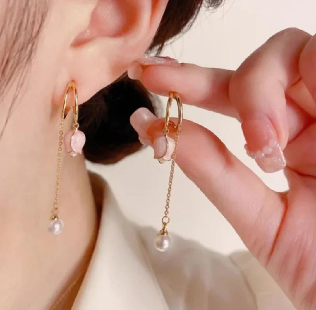 Lily Pearl Earring