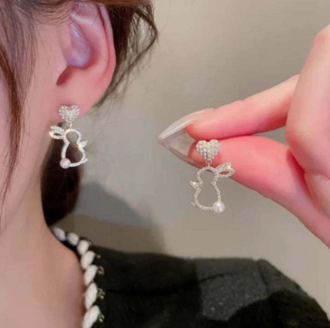 Bunny Pear Earring