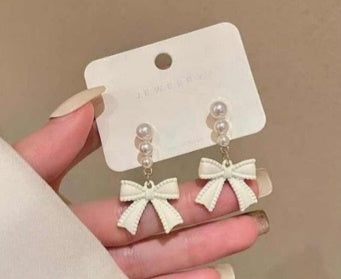 While Bow Earring