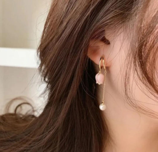 Lily Pearl Earring